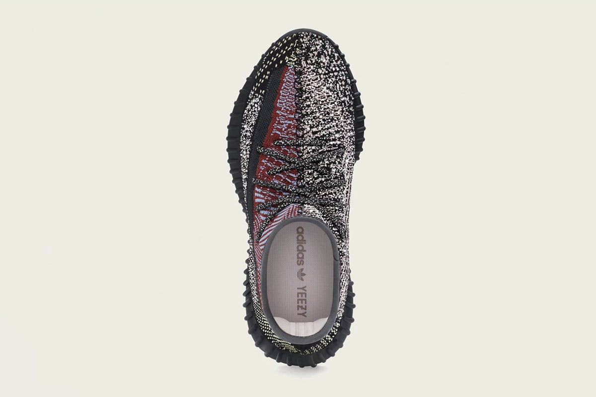 yeezy boost 350v2 yecheil